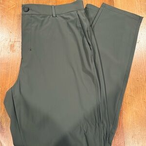 UNRL Concourse pant